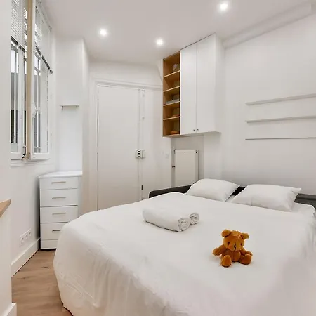 165 - Urban Near Haussmann Boulevard アパート パリ