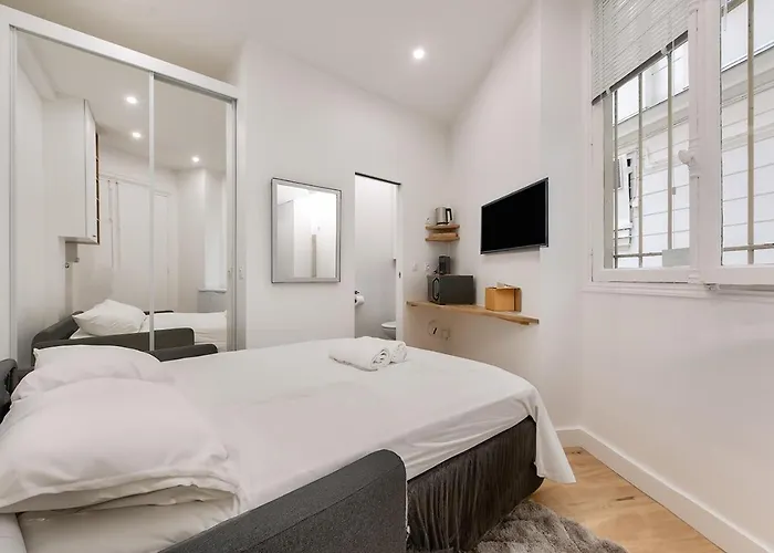 165 - Urban Near Haussmann Boulevard 아파트